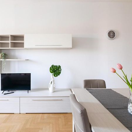 Primopiano - Carlone Apartment Милано Екстериор снимка